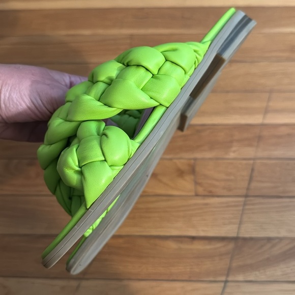 Vionic Kalina slide size 8 EUC - Picture 6 of 7